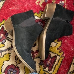 Black Suede Kensie Booties - 8.5